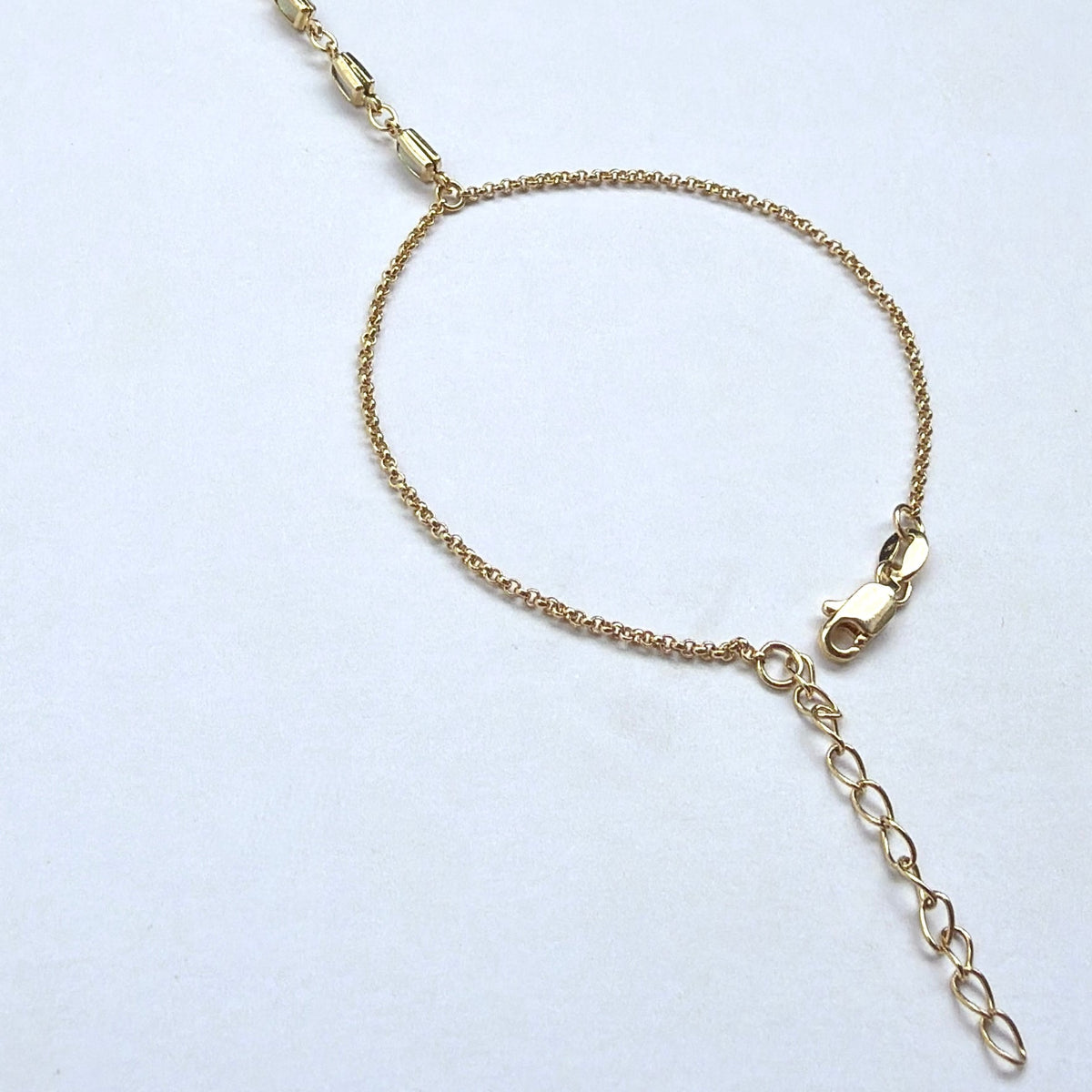 18k Gold-Filled Mother of Pearl Hand Chain - The Ky Collection