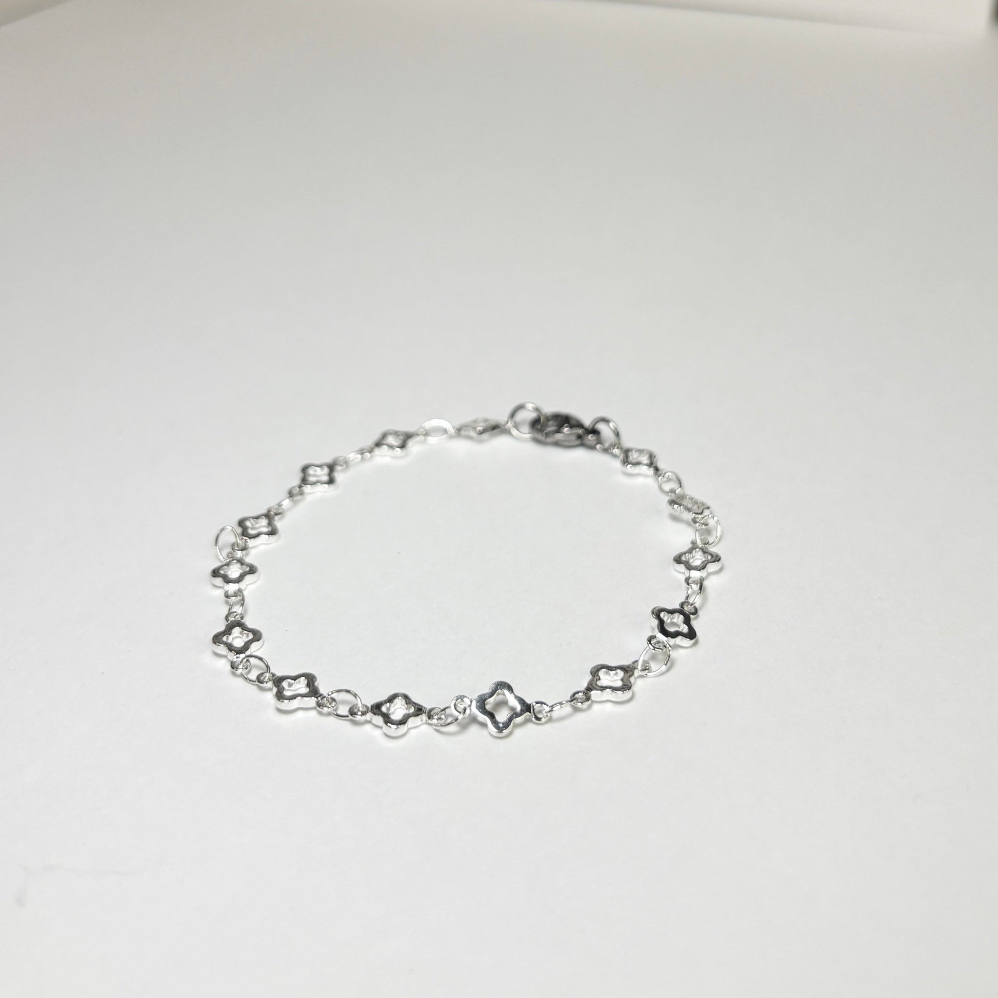 Silver Celestial Clover Bracelet - The Ky Collection